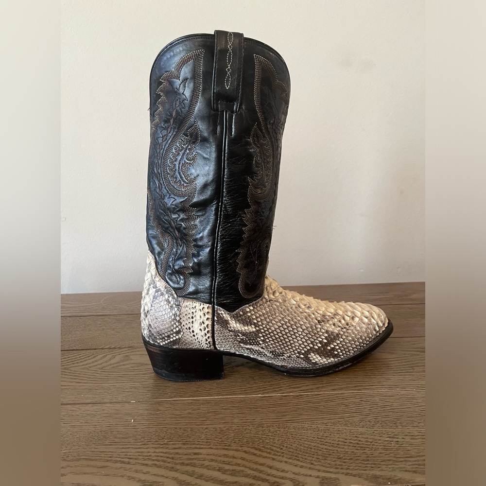 Dan Post Mens Genuine Python Snakeskin
Natural Cowboy Boots DPP3036